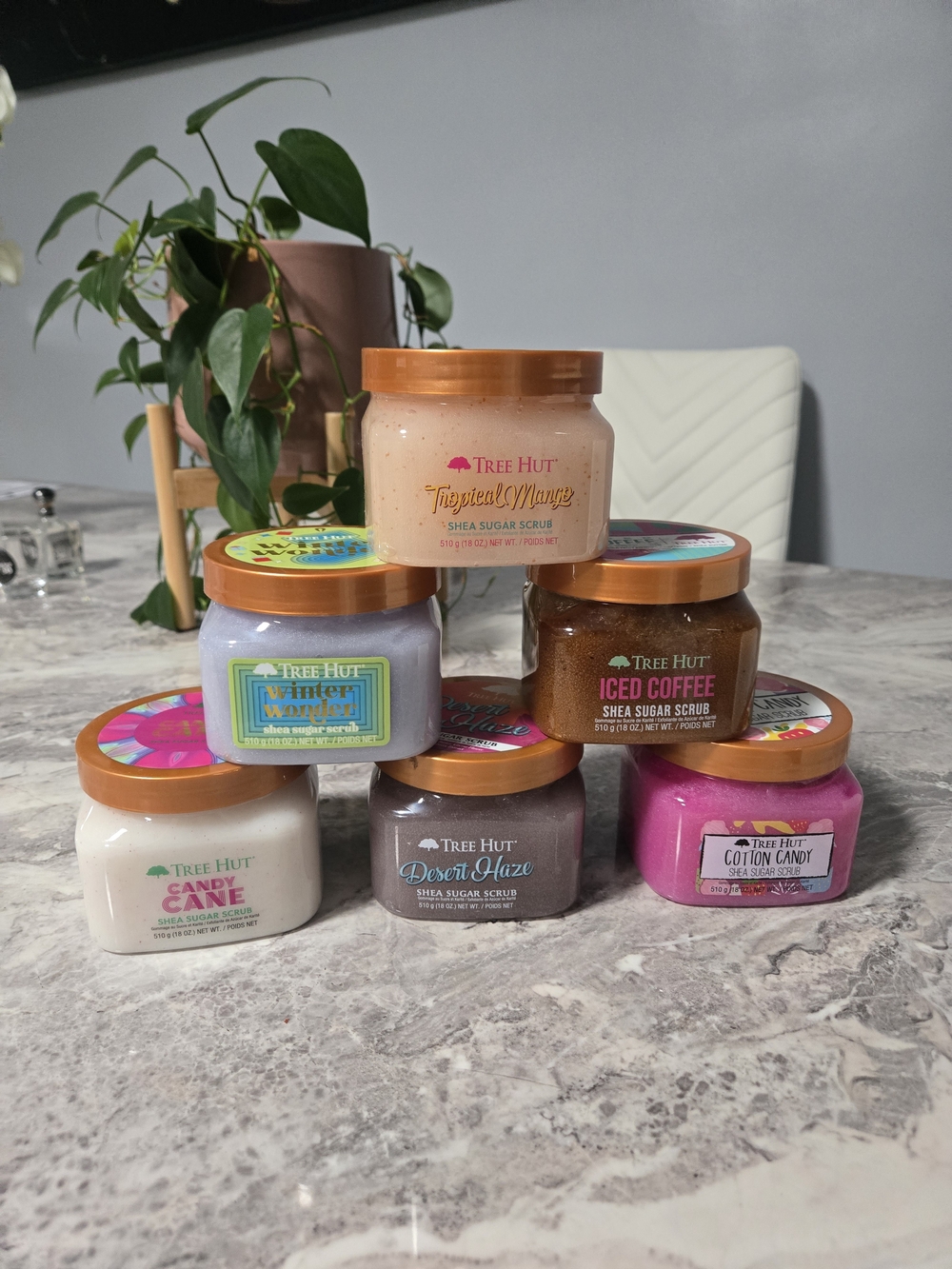 SIX TREE HUT BODY SCRUB